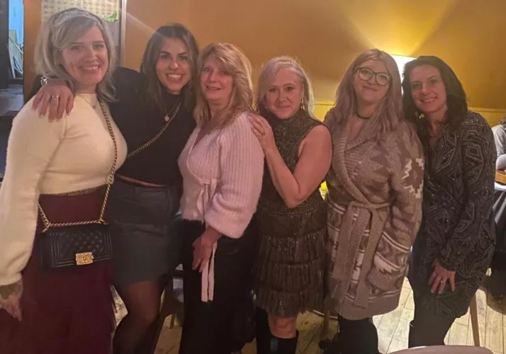 Whos cutting your hair ?