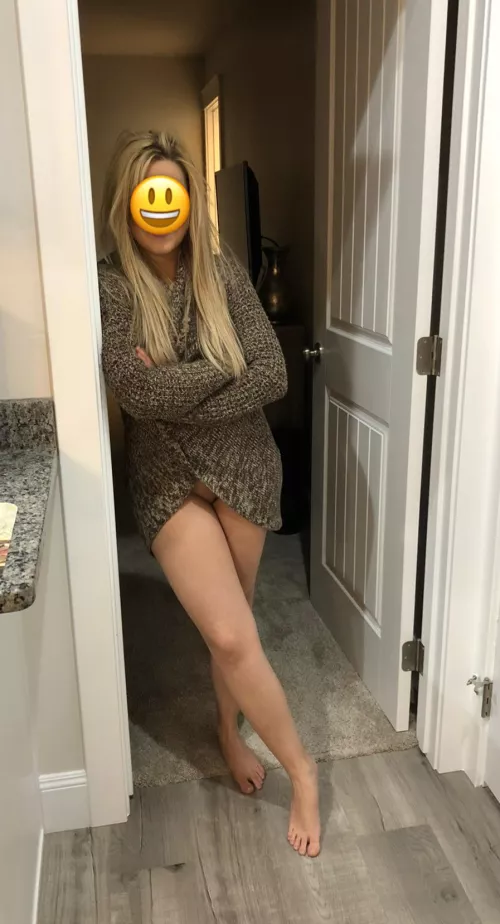 Wife says good morning! Shes back.