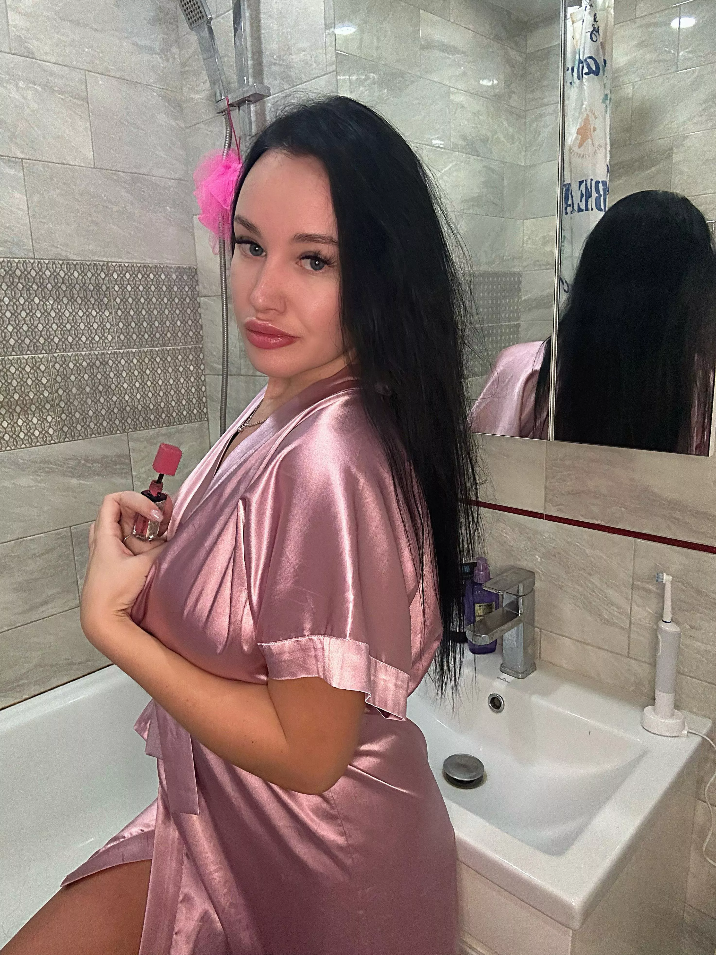 Would look so much better covered in your cumm..