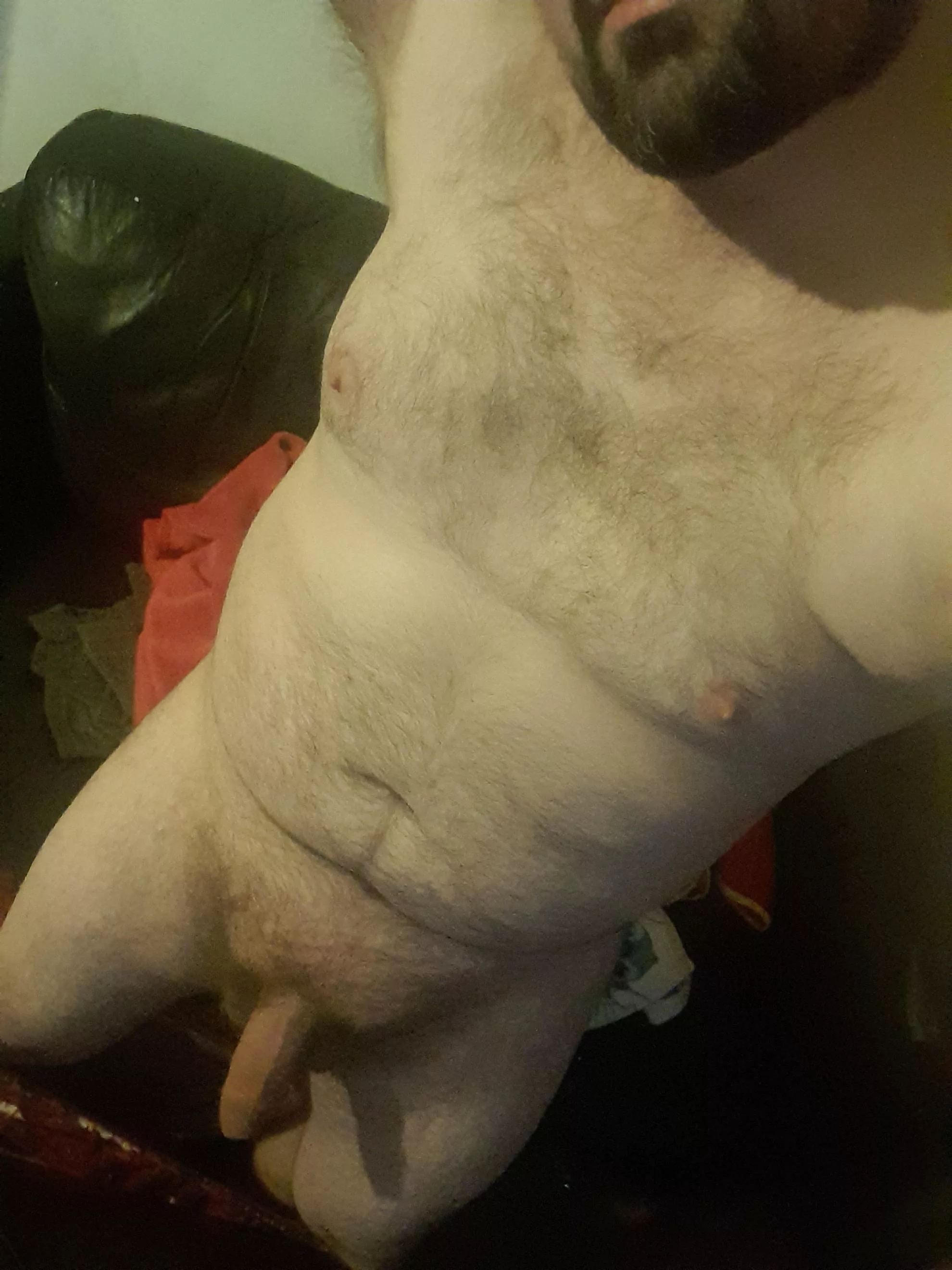 Would you spend you're Saturday night with me ?