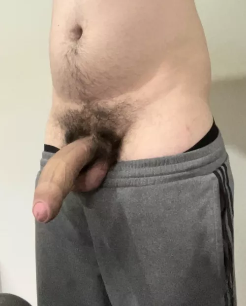 You horny for some thick alpha cock?👅Dms open😈💪🏼