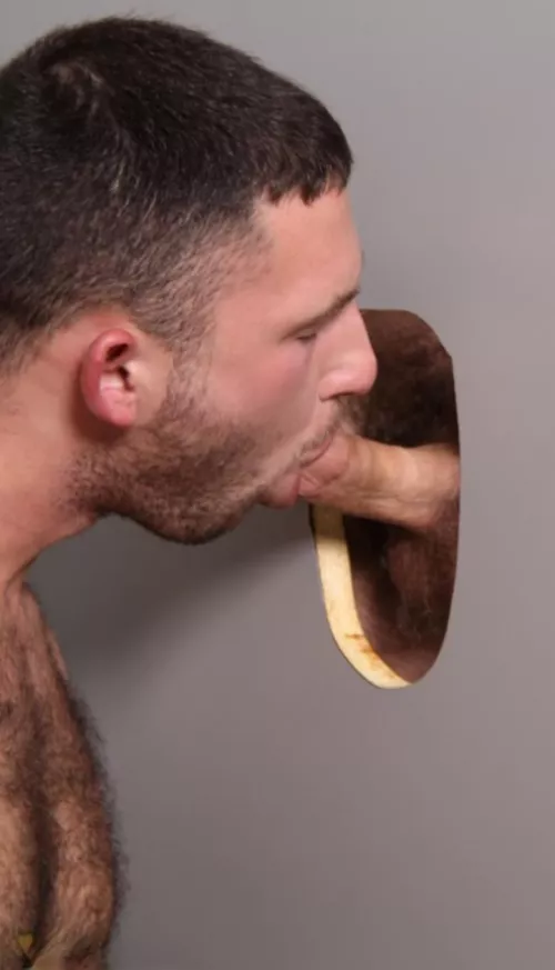 A very masculine blowjob 