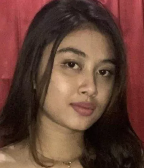 Anyone know her name