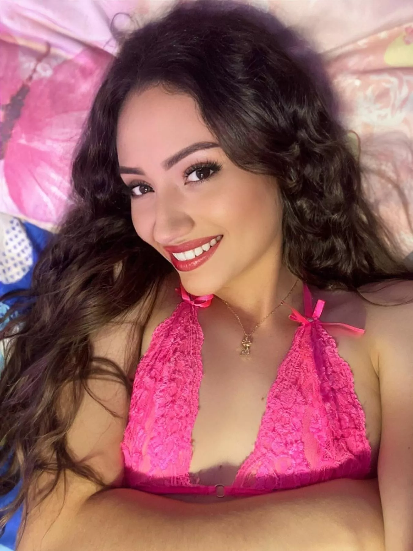 Are tight latinas your type to unload in?