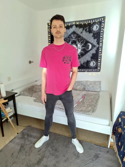 Do you like my outfit? :)