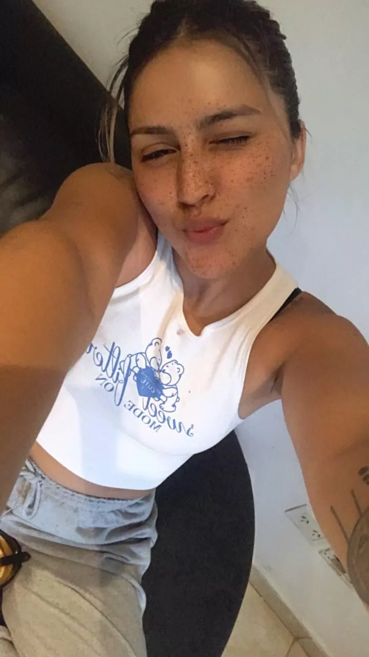 Does my croptop suits me?