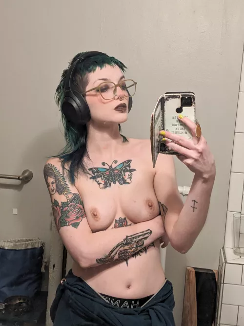 Guess what I'm Listening to.