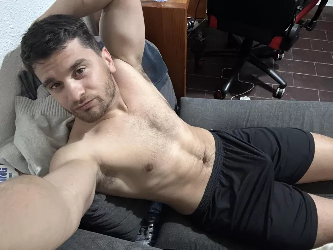 Hairy, clean and nice 👃💪🏼