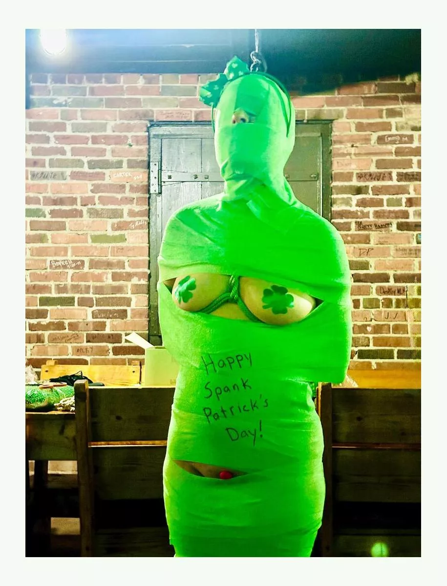 Happy Spank Patrick’s Dxy! ☘️