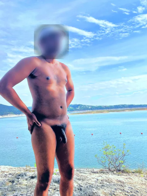 Happy to be back to my favorite place, the hippie hollow