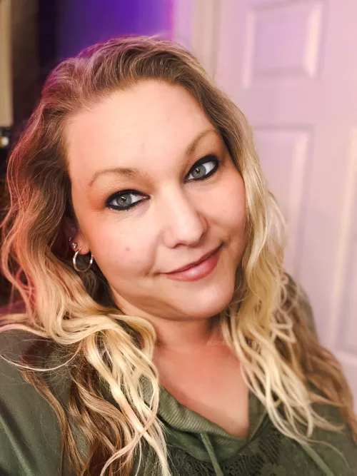 Hello, my names Aurora