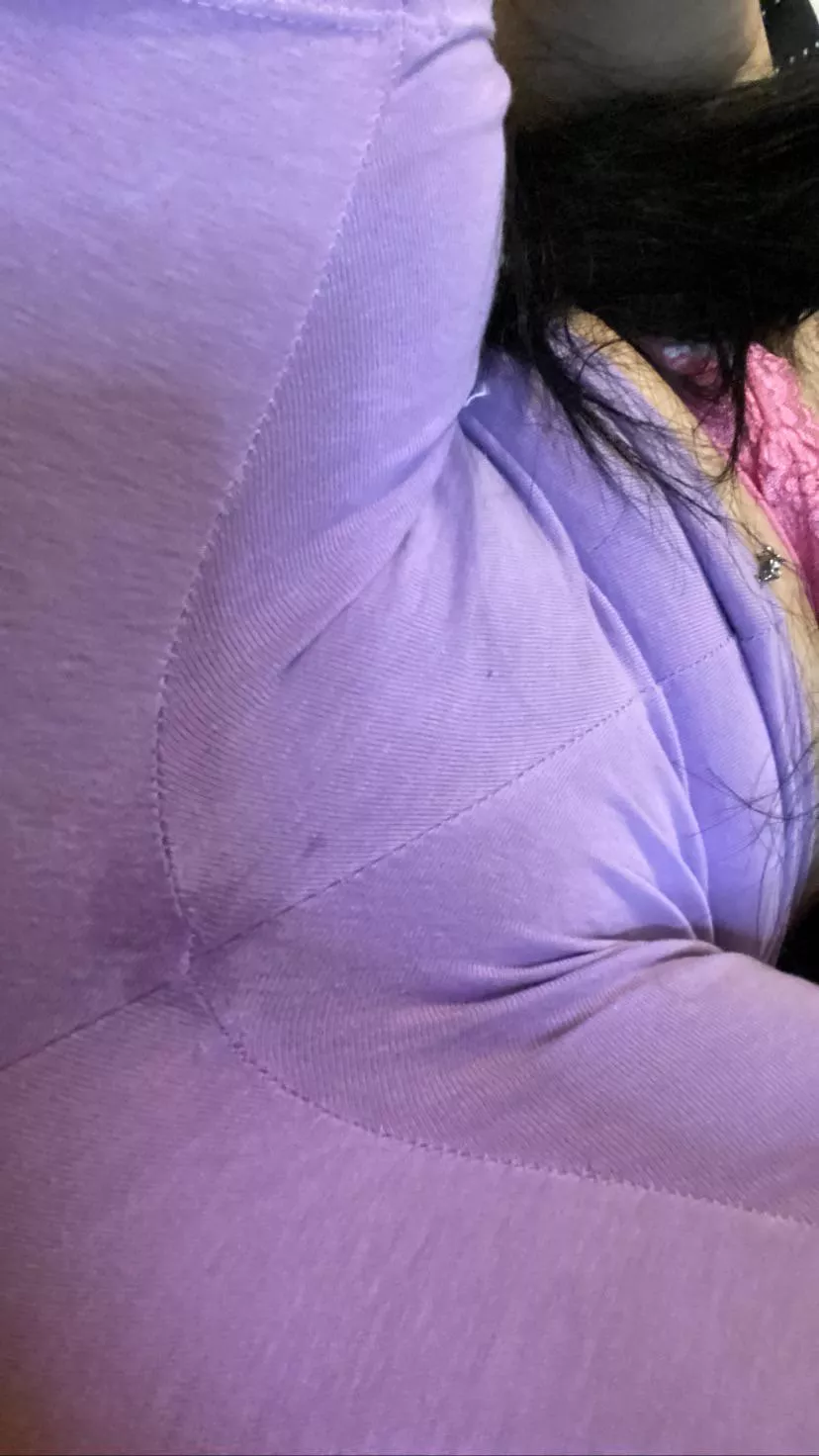 I love getting wet trough my shorts 