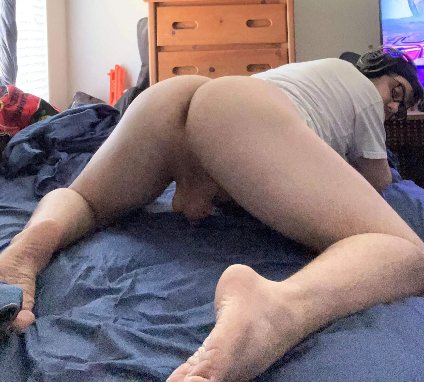 If I beat this then I’m unlocked? 😳 but every time I die it’s another day in the cage, and you’re gonna peg me the whole time? 🙈 oh no…