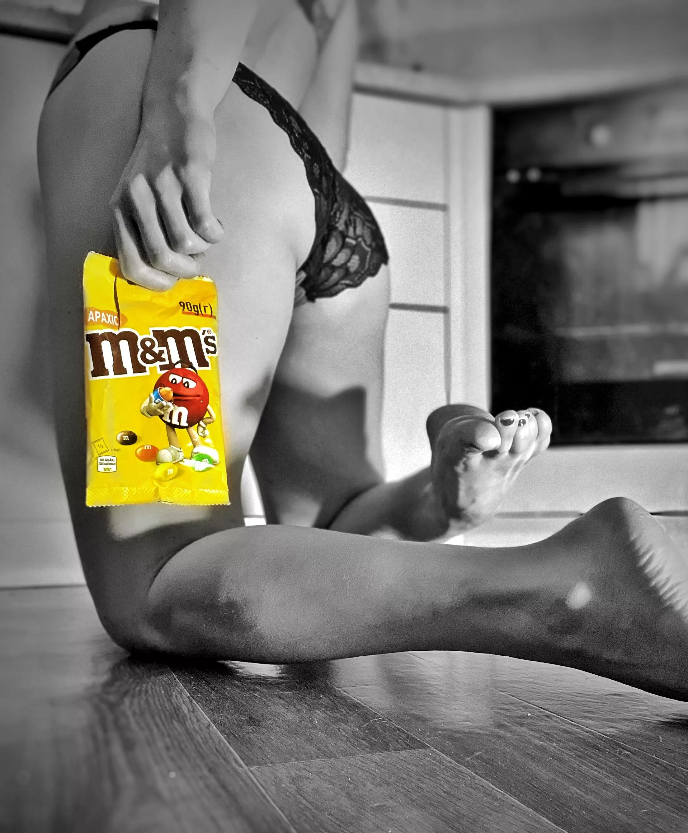 In case you love details... and candies)