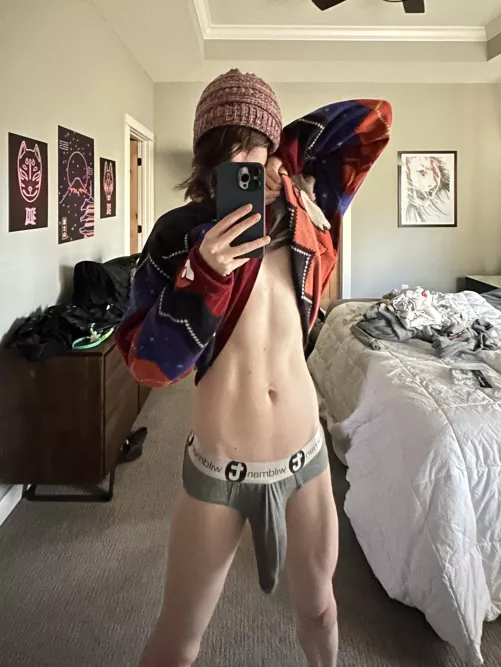 It’s trying to escape!