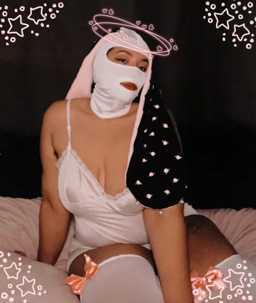 Just a soft bunny domme 🥰🐰