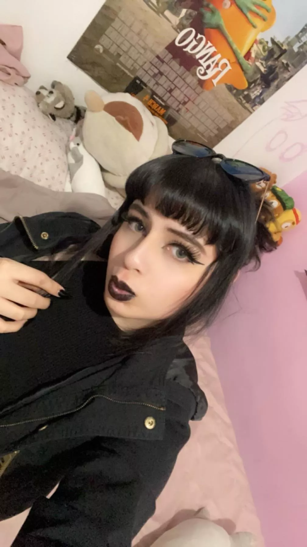 Just got back from a trip!☺️🖤