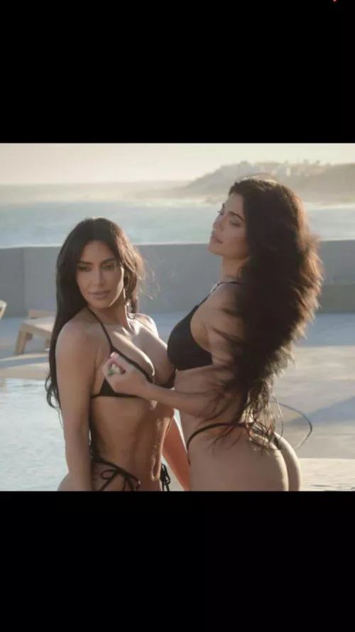 Kim & Kylie 🤤😋
