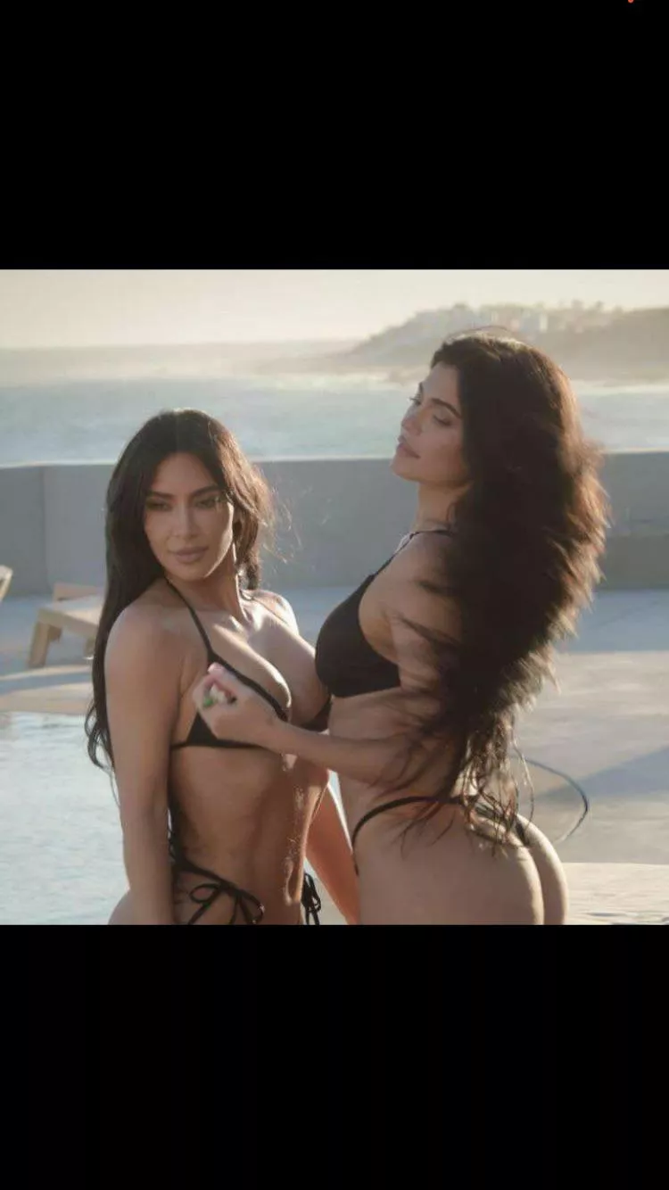 Kim & Kylie 🤤😋