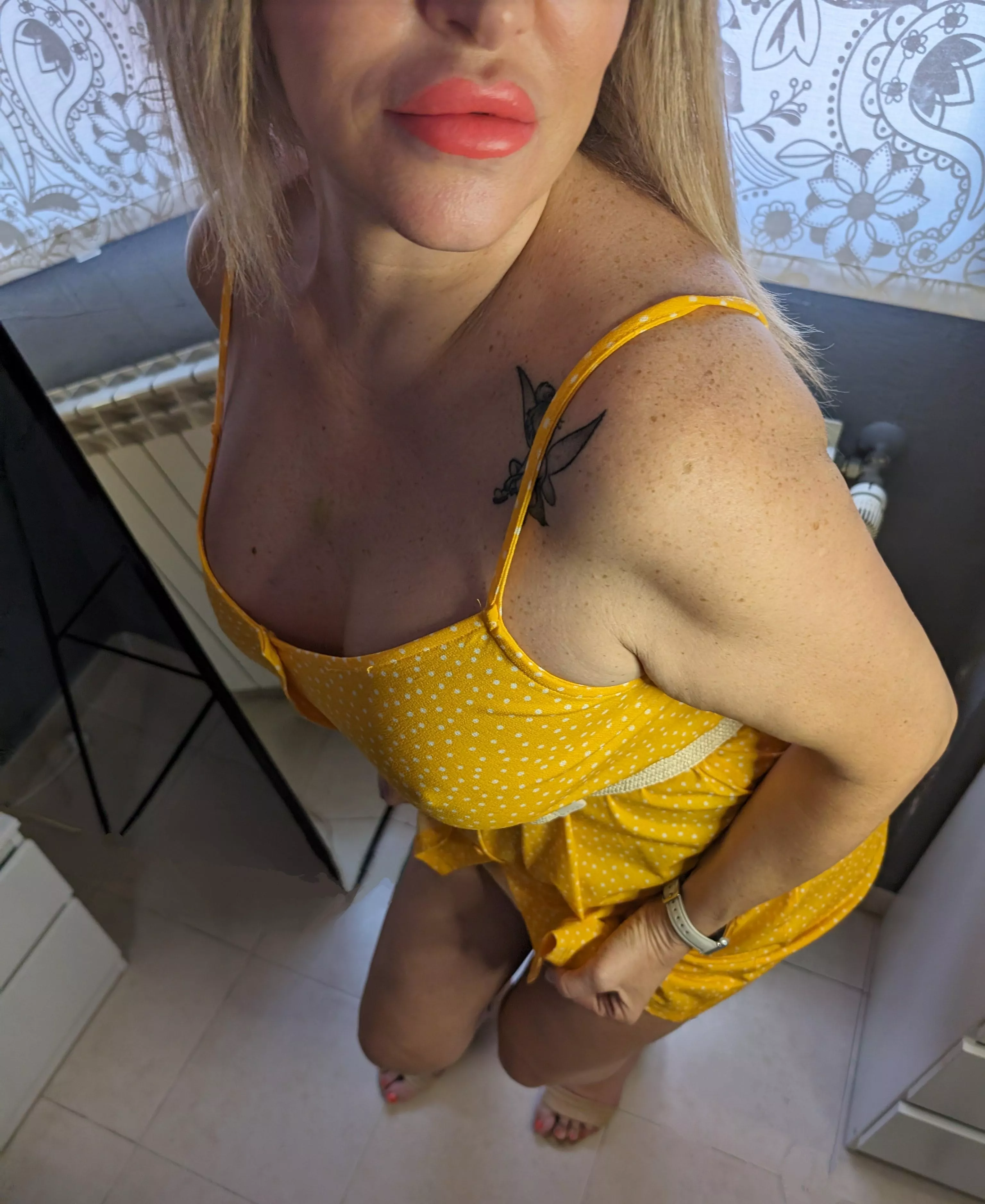 Milf 49 ready to go out tonight (f)