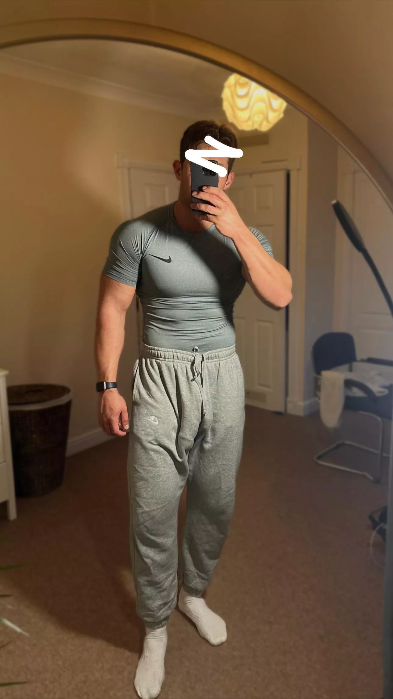 More of a print than a bulge