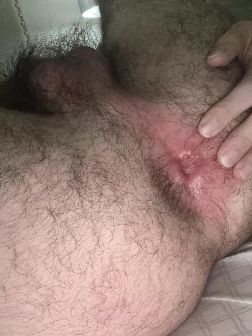 My hairy hole needs a good spreading 