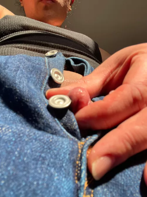 No one likes to eat pussy in jeans, right?