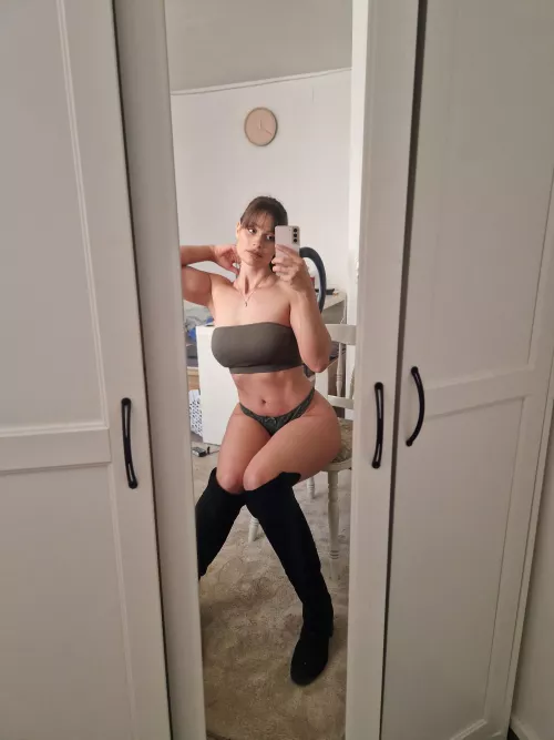 Only one piece of clothes must remain