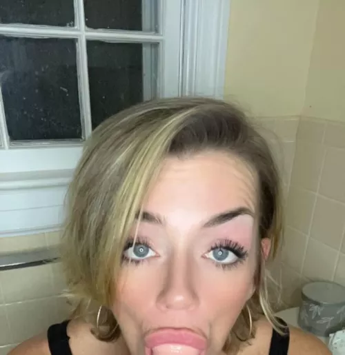 POV I was naughty and sucked the neighbour so I’m making it up to you 