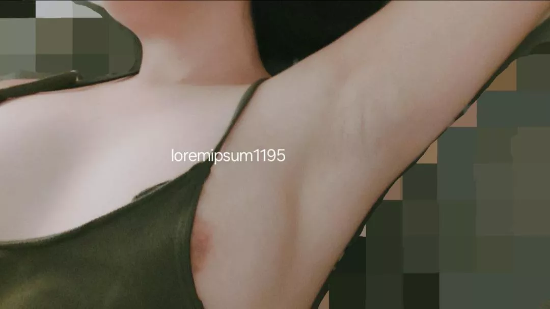 Saw multiple posts today on armpit kink. More for you 😉 (f)