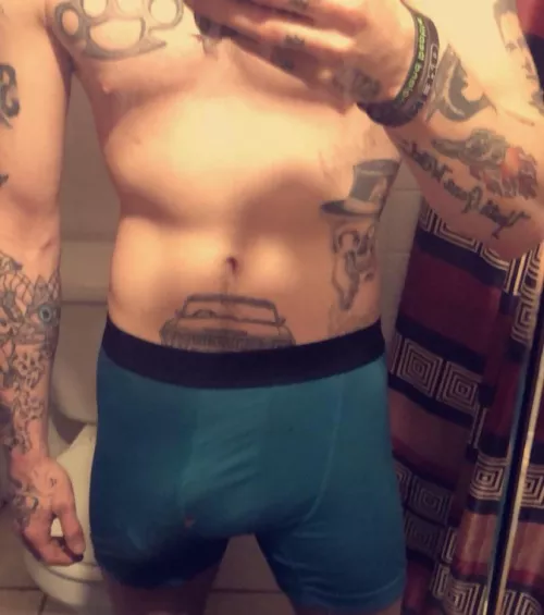 Thank goodness they’re stretchy 🥴😮‍💨