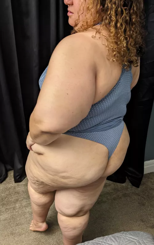 The derriere is on fleek...