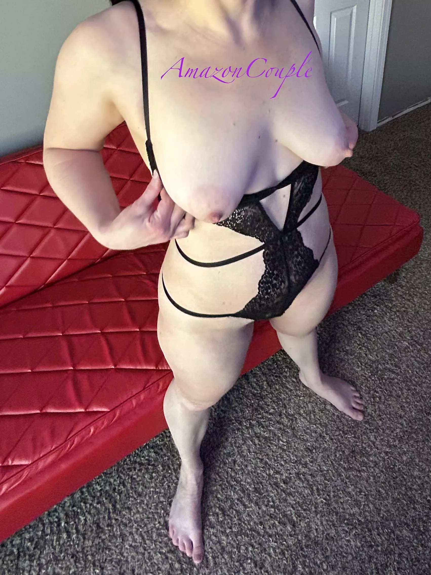 This MILF Loves flashing her tits