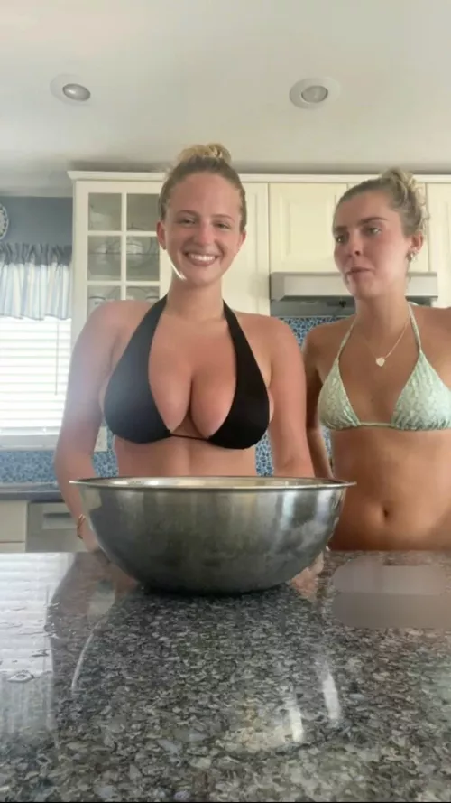 Two young best friends💯🔥