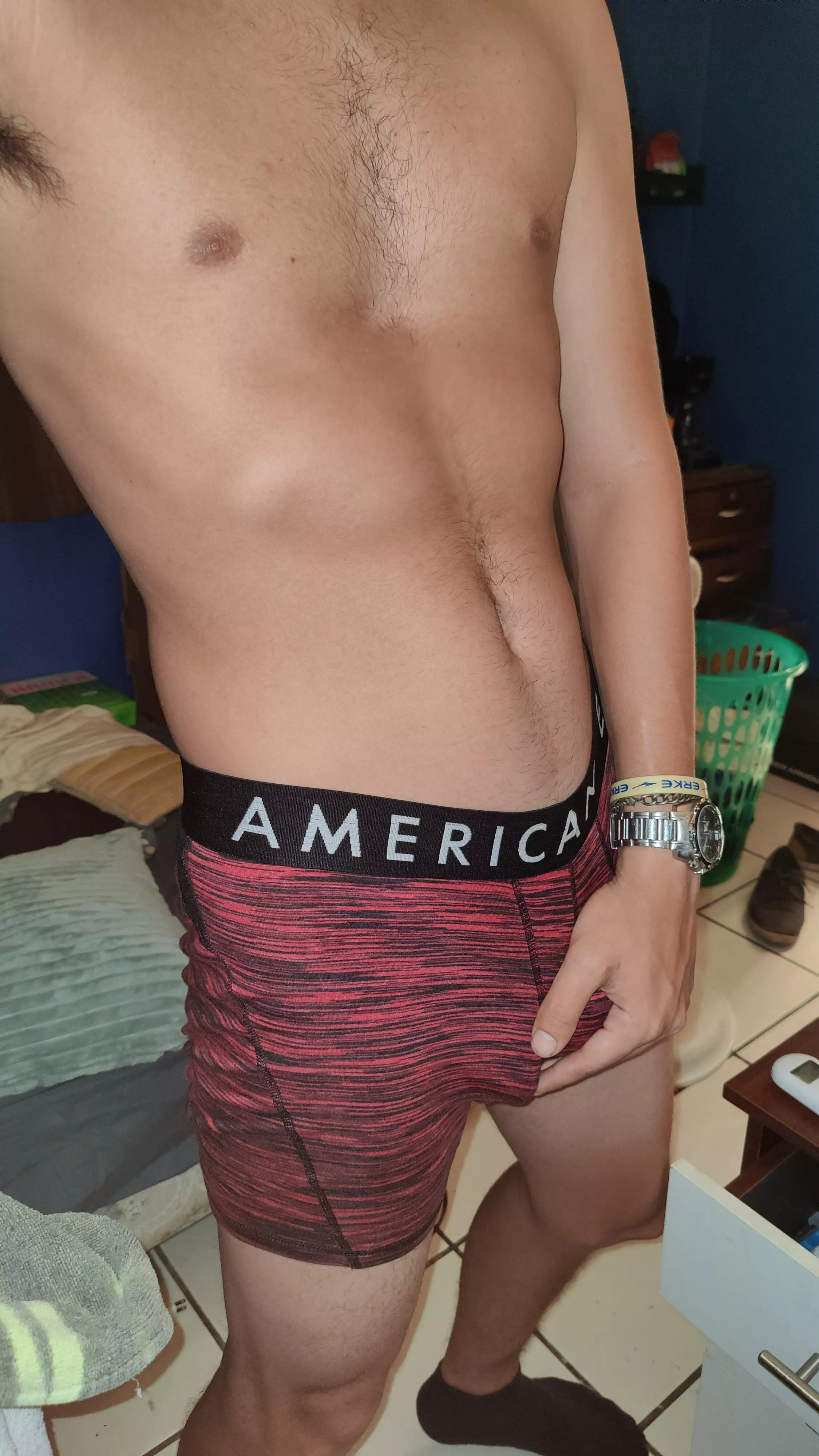 What do you guys think? Am I still twink? 😜