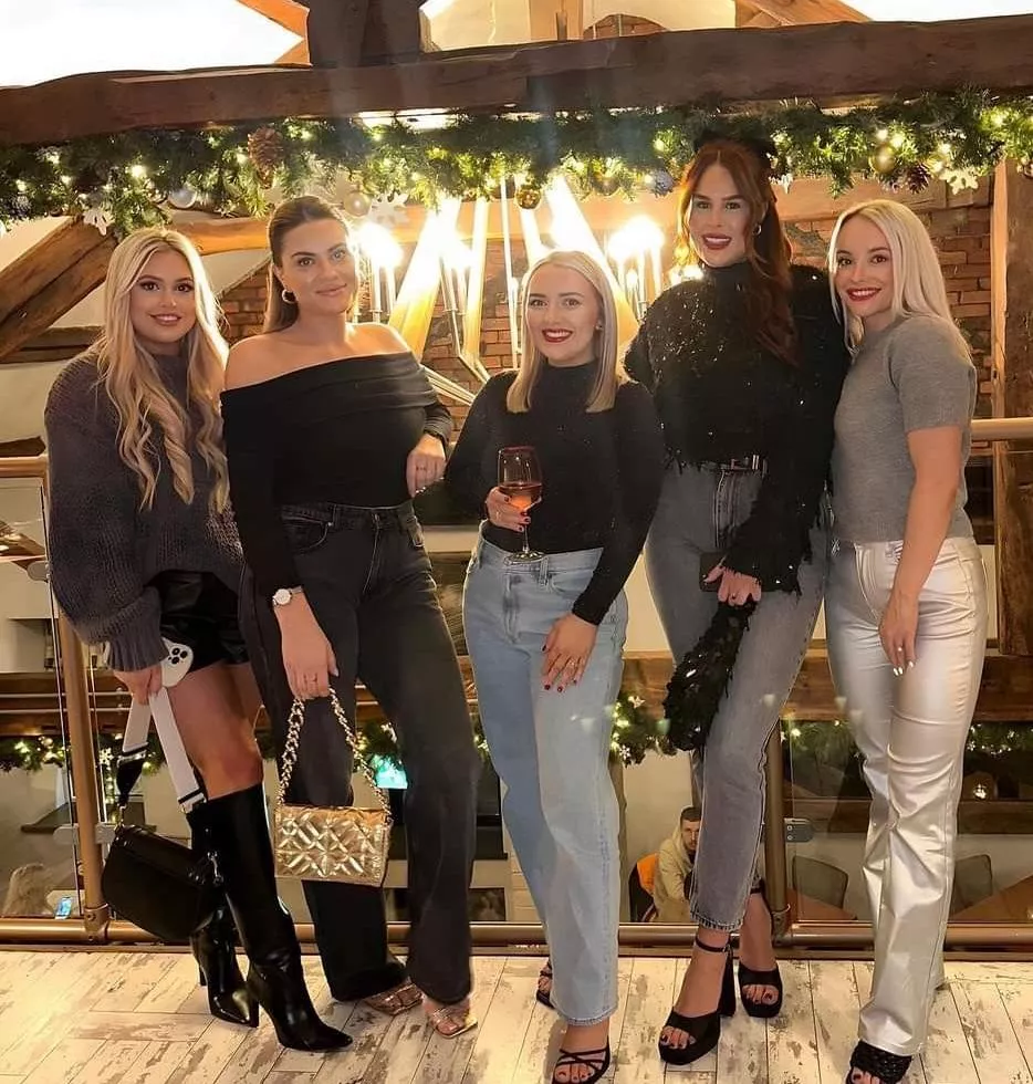 Which mom are you taking home [5]