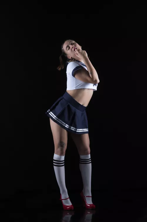 Would u take off my clothes? 23f