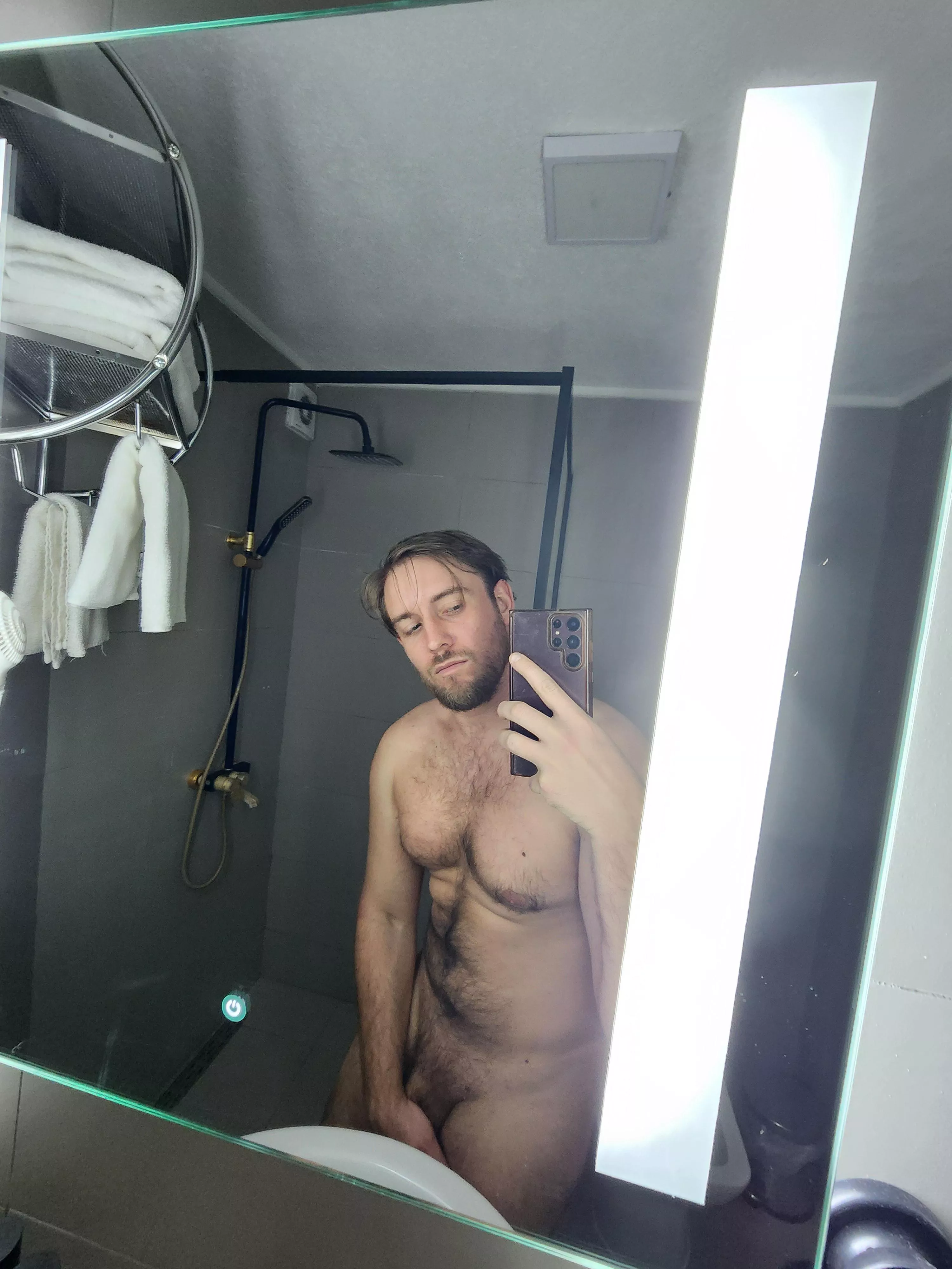 Your bro is checking the new hotel (33)