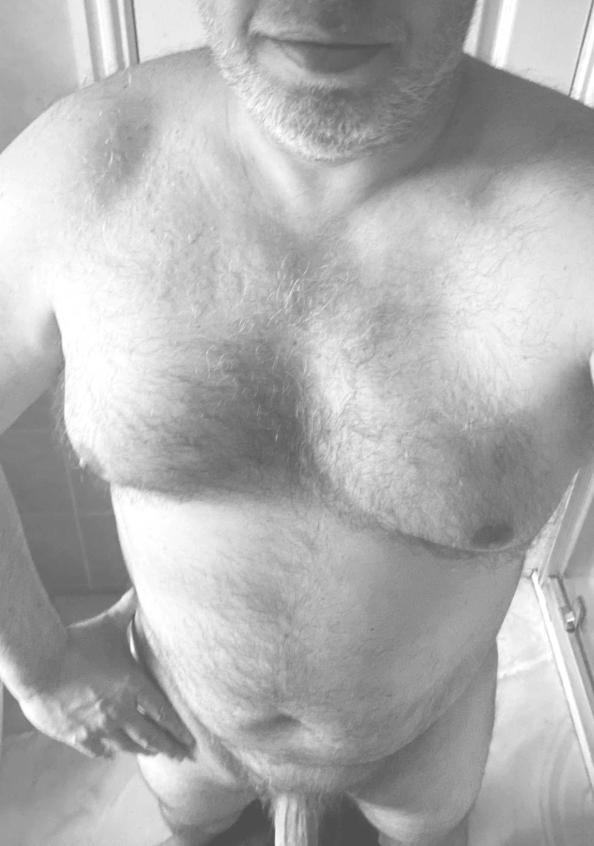 [45] Ladies do you like a 🇬🇧 Dadbod?