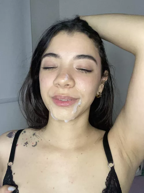 A stranger gave me a facial in the hotel...