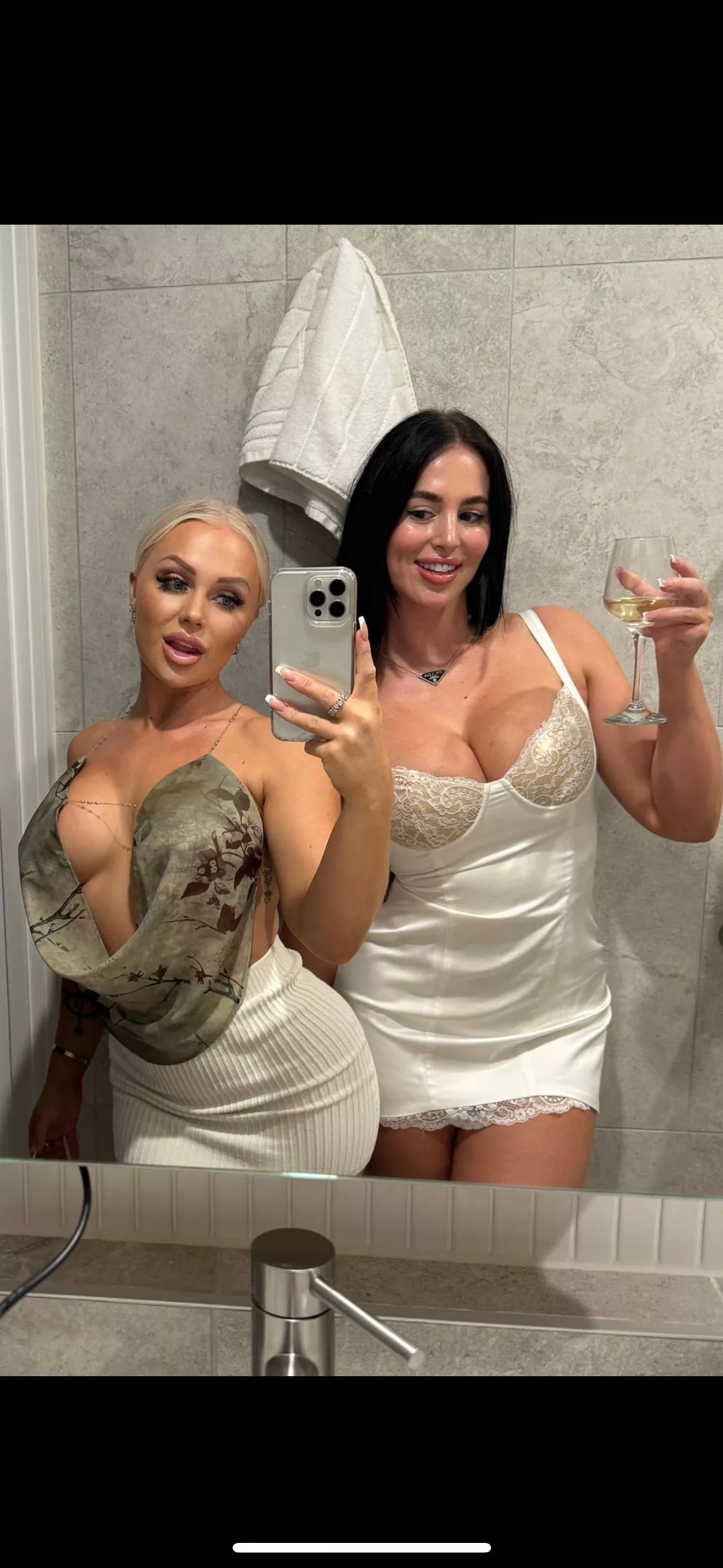 Big titties sluts ready to party