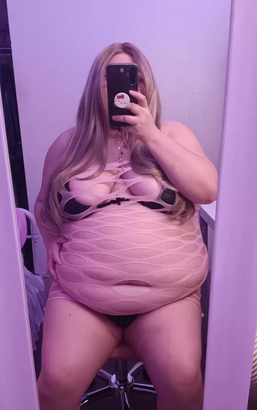 Bloated after dinner *burp* 🎀 