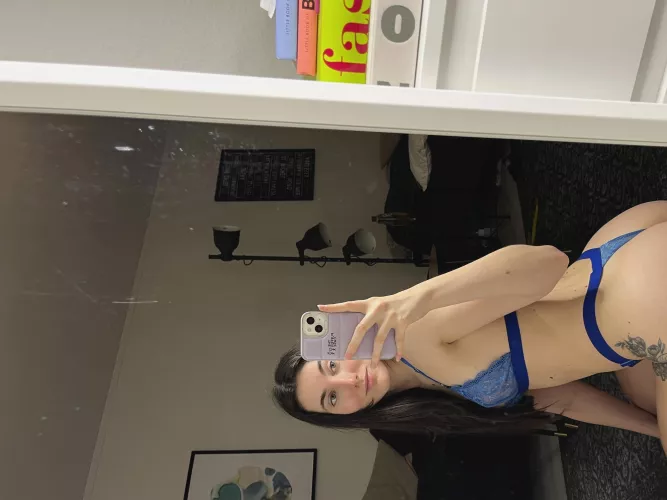  Could I be your slut? 