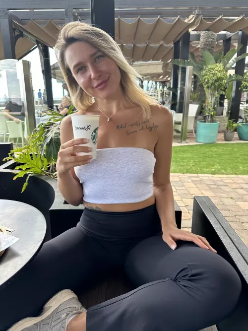 Cute enough for a date [f]