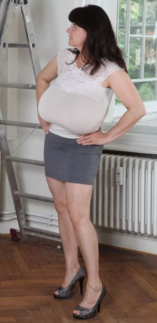 Cute little skirt .....