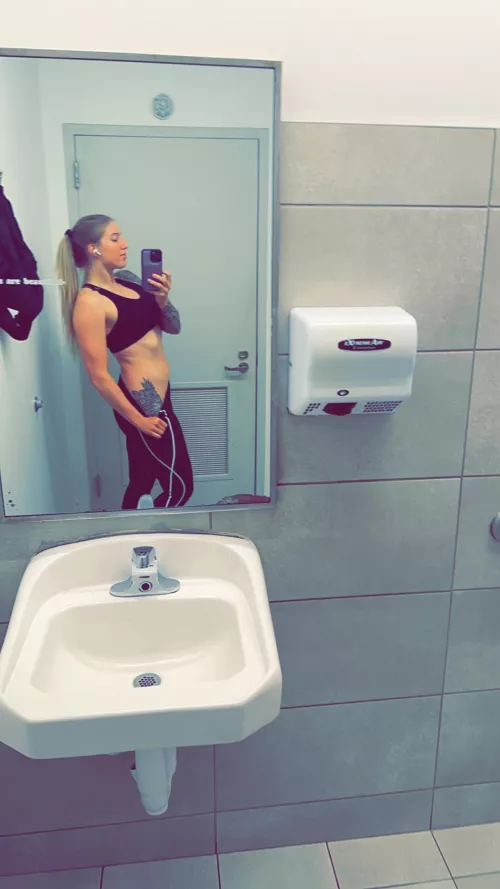 [F] Slowly building Rome