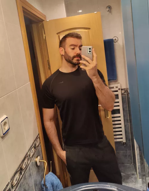 First post. Hi everybuddy