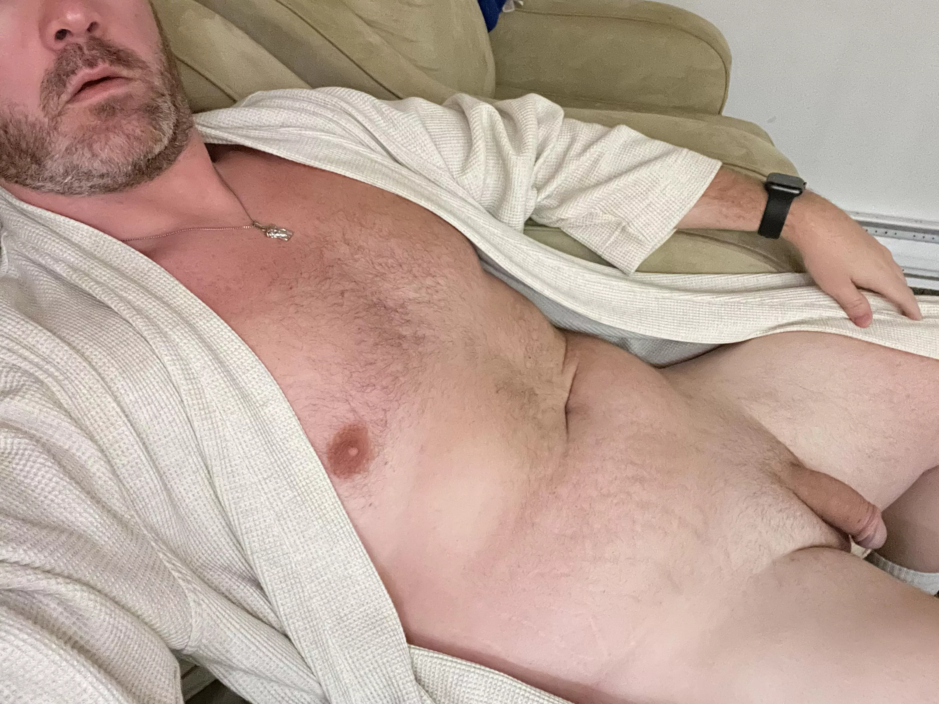 Help this dilf start his day off right?