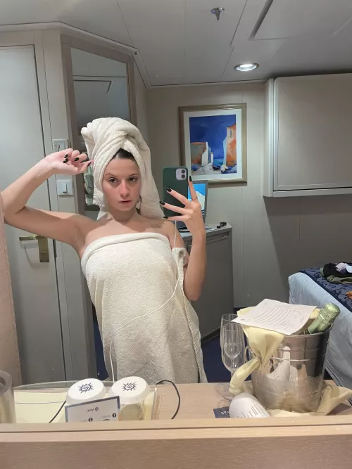 horny selfies, sexiest selfies