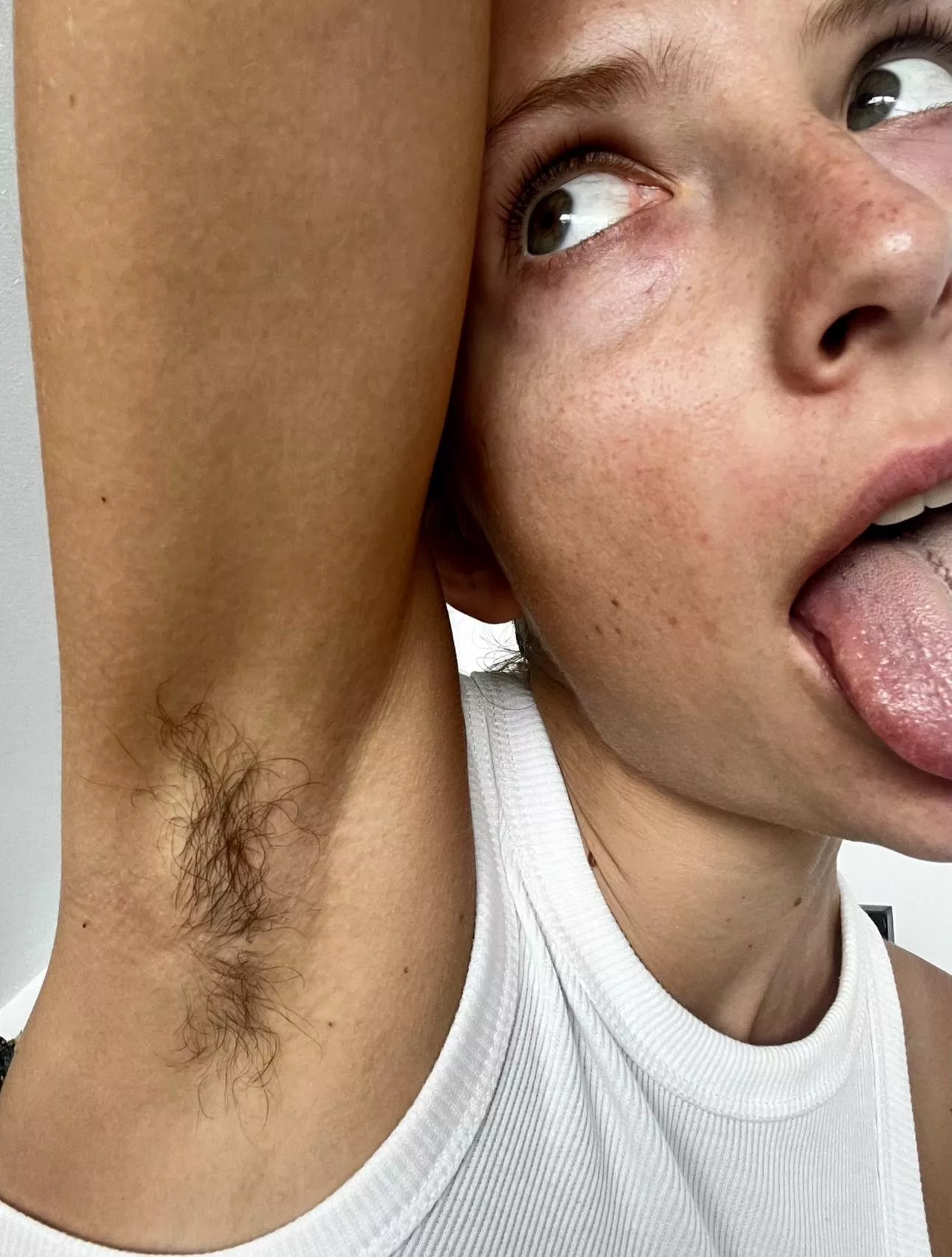 I bet you'd love to taste these hairy pits